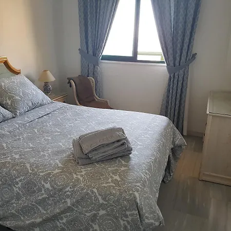 Bajondillo Lodge *